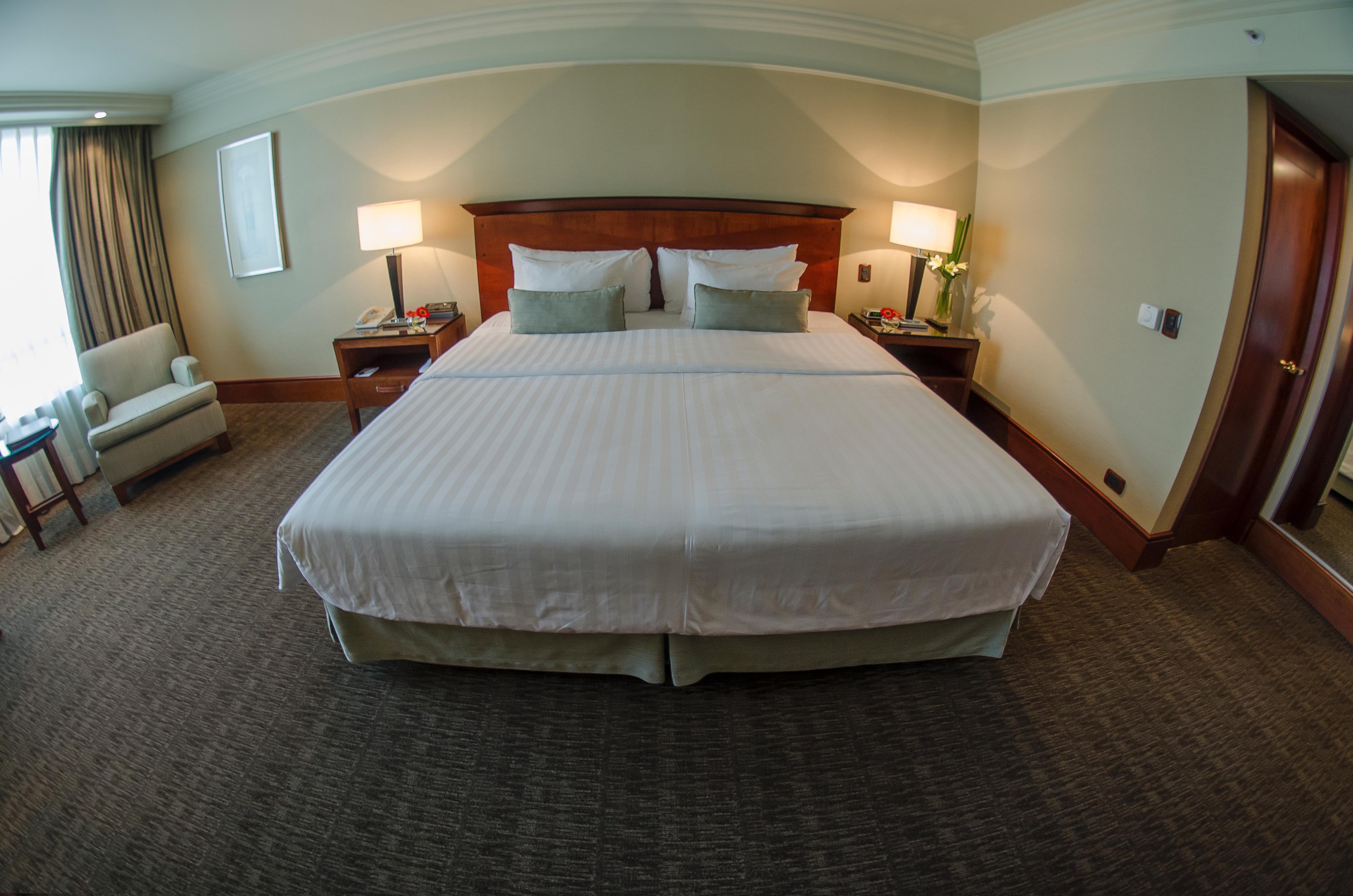 فندق Regal Pacific Puerto Madero بوينس آيرس المظهر الخارجي الصورة A room at the hotel