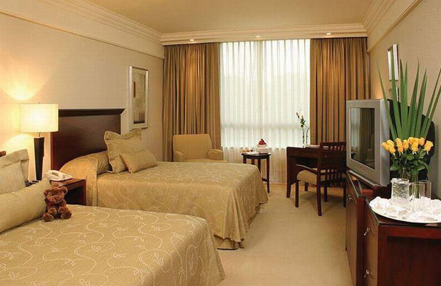 فندق Regal Pacific Puerto Madero بوينس آيرس الغرفة الصورة A room at the Four Seasons Hotel, Hong Kong